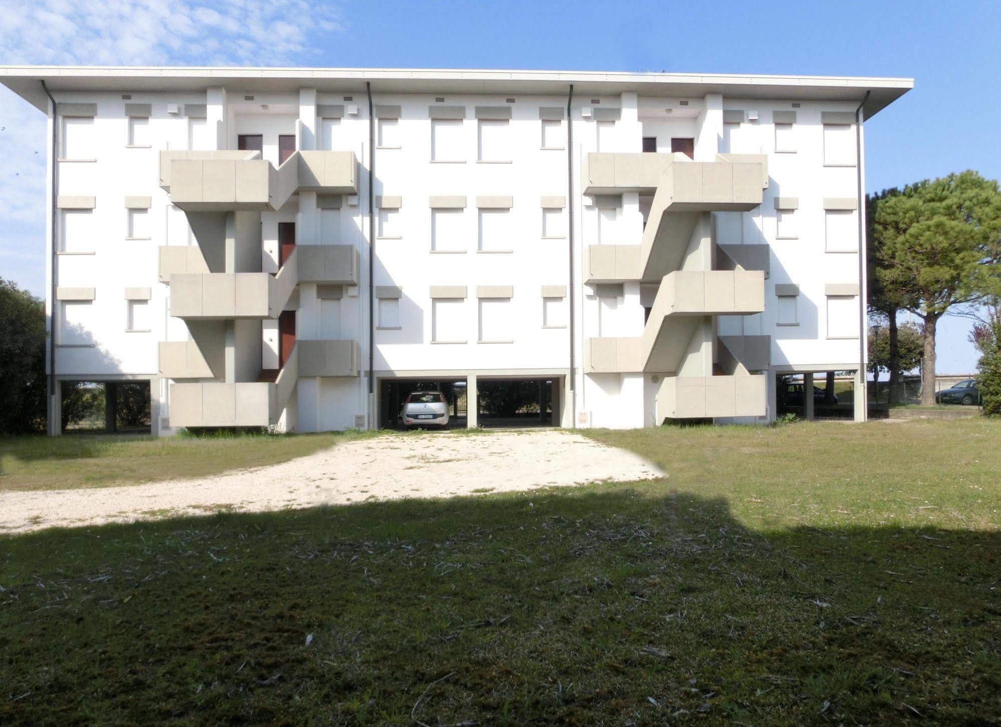 Levante Lignano Sabbiadoro Eksteriør bilde